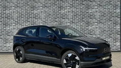 Zwart Gebruikt 2024 Volvo EX30 Performance SUV | € 37.694 (Eerlijke prijs)