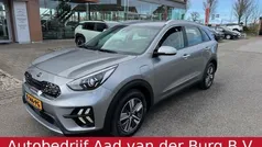 Grijs Gebruikt 2021 Kia Niro SUV | € 25.950 (Eerlijke prijs)