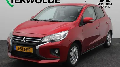 Rood Occasion 2020 Mitsubishi Space Star Hatchback | € 12.945 (Eerlijke prijs)