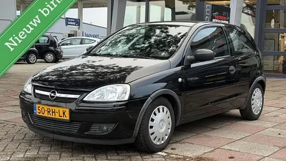 Occasion 2005 Opel Corsa Hatchback | € 2.450 (Eerlijke prijs)