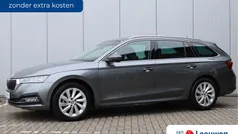 Gebruikt 2024 Skoda Octavia Ambition Stationwagen | € 29.995 (Eerlijke prijs)