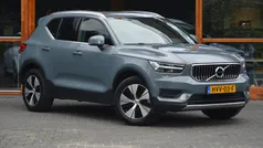 Grijs Gebruikt 2022 Volvo XC40 Inscription SUV | € 32.950 (Eerlijke prijs)