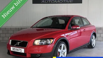 Rood Gebruikt 2007 Volvo C30 Hatchback | € 3.550 (Eerlijke prijs)