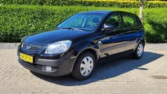 Zwart Gebruikt 2008 Kia Rio Hatchback | € 2.750 (Eerlijke prijs)
