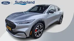 Grijs Gebruikt 2021 Ford Mustang Mach-E SUV | € 27.800 (Eerlijke prijs)