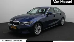Blauw, metallic lak Gebruikt 2020 BMW 330e Sedan | € 26.400 (Super prijs)