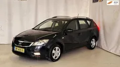 Zwart Gebruikt 2010 Kia Ceed 2 Hatchback | € 4.499 (Eerlijke prijs)