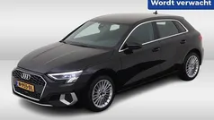Zwart Gebruikt 2021 Audi A3 Sportback Advanced Hatchback | € 25.450 (Eerlijke prijs)