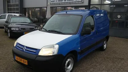 Blauw Gebruikt 2004 Citroën Berlingo MPV | € 2.250 (Eerlijke prijs)