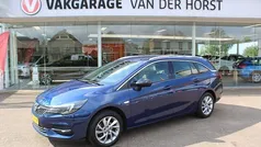Blauw Gebruikt 2021 Opel Astra Elegance Stationwagen | € 16.880 (Eerlijke prijs)