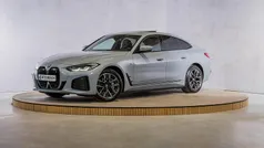 Grijs Gebruikt 2022 BMW i4 M Sport Sedan | € 43.490 (Eerlijke prijs)