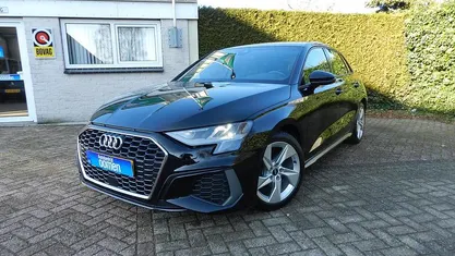 Zwart Occasion 2026 Audi A3 Sportback Hatchback | € 27.200 (Super prijs)