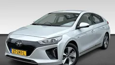 Licht grijs metallic Gebruikt 2019 Hyundai Ioniq Comfort Sedan | € 12.930 (Goede deal)