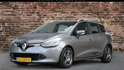 Grijs Gebruikt 2015 Renault Clio GrandTour Expression Stationwagen | € 5.995 (Goede deal)