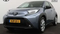 Grijs metallic Gebruikt 2024 Toyota Aygo Limited Hatchback | € 19.625 (Eerlijke prijs)