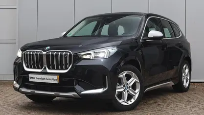 Zwart Gebruikt 2023 BMW iX1 Executive SUV | € 39.950 (Goede deal)