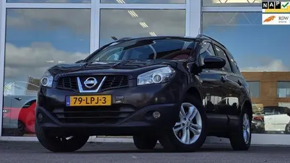 Paars Gebruikt 2010 Nissan Qashqai +2 SUV | € 7.994 (Eerlijke prijs)