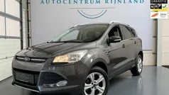 Zwart Gebruikt 2016 Ford Kuga Titanium SUV | € 14.999 (Super prijs)