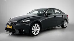 Zwart Gebruikt 2014 Lexus IS300h Sedan | € 19.750 (Eerlijke prijs)