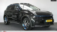 Zwart Gebruikt 2023 Lynk & Co 01 SUV | € 28.250 (Eerlijke prijs)