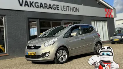 Grijs Gebruikt 2014 Kia Venga Exclusive Hatchback | € 8.450 (Eerlijke prijs)
