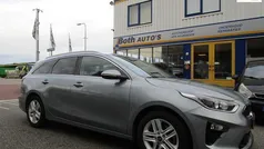 Grijs (metallic) Gebruikt 2019 Kia Ceed Sportswagon Stationwagen | € 14.350 (Super prijs)