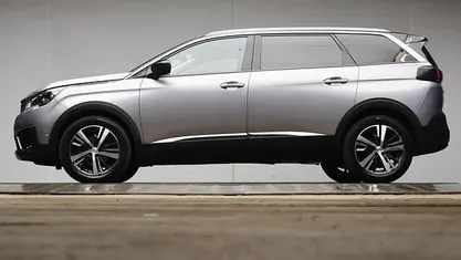 Occasion Peugeot 5008 Crossway 131 PK (96 kW) 2019 Grijs SUV