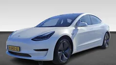 Gebruikt 2020 Tesla Model 3 Standard Range Sedan | € 18.430 (Eerlijke prijs)