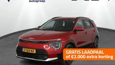 Rood Gebruikt 2024 Kia e-Niro Advance SUV | € 36.950 (Eerlijke prijs)