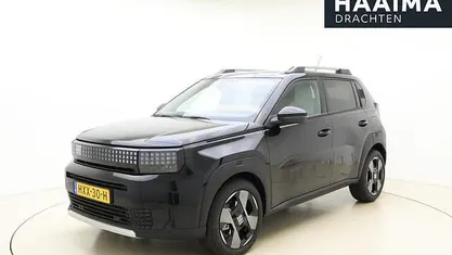 Zwart Occasion 2025 Fiat Grande Panda La Prima Hatchback | € 26.950 (Eerlijke prijs)