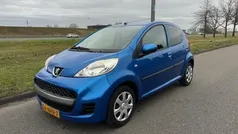 Blauw Gebruikt 2010 Peugeot 107 Urban Move Hatchback | € 3.295 (Eerlijke prijs)
