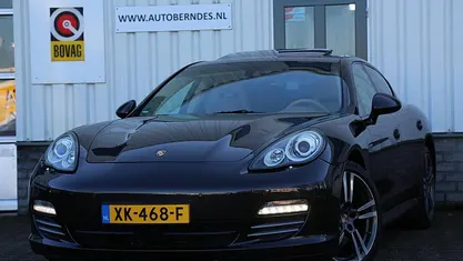 Grijs Gebruikt 2010 Porsche Panamera Hatchback | € 24.900 (Super prijs)