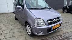 Paars Gebruikt 2004 Opel Agila Cosmo Hatchback | € 1.250 (Eerlijke prijs)