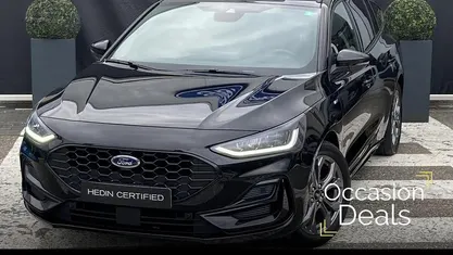 Zwart Occasion 2023 Ford Focus ST-Line Stationwagen | € 21.945 (Eerlijke prijs)