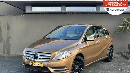 Gebruikt 2012 Mercedes B180 Ambition MPV | € 10.950 (Goede deal)