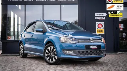 Blauw Gebruikt 2016 VW Polo Edition Hatchback | € 9.990 (Eerlijke prijs)