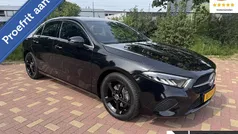 Zwart Gebruikt 2023 Mercedes A180 Luxury Sedan | € 31.940 (Eerlijke prijs)