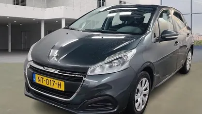 Occasion 2017 Peugeot 208 Active Hatchback | € 8.450 (Eerlijke prijs)