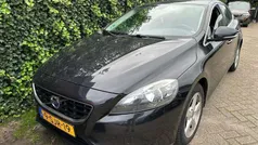 Zwart Gebruikt 2013 Volvo V40 Momentum Stationwagen | € 4.900 (Eerlijke prijs)