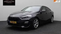 Zwart Gebruikt 2023 BMW 218 Executive Coupé | € 28.950 (Goede deal)