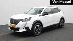 Wit Gebruikt 2022 Peugeot 2008 Allure SUV | € 23.935 (Eerlijke prijs)