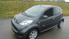Grijs Gebruikt 2011 Peugeot 107 Hatchback | € 3.950 (Eerlijke prijs)