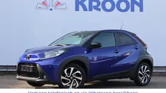 Blauw Gebruikt 2024 Toyota Aygo Play Hatchback | € 21.900 (Eerlijke prijs)