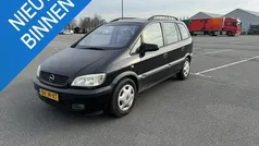 Zwart Gebruikt 2002 Opel Zafira Comfort MPV | € 1.950 (Eerlijke prijs)