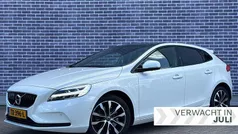 Wit Gebruikt 2018 Volvo V40 Dynamic Stationwagen | € 19.694 (Eerlijke prijs)