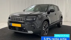 Zwart Nieuw 2025 Jeep Avenger Summit SUV | € 38.140 (Goede deal)