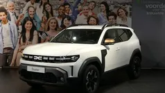 Wit Nieuw 2025 Dacia Duster Journey SUV | € 30.395 (Eerlijke prijs)