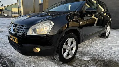 Zwart Occasion 2009 Nissan Qashqai Visia SUV | € 4.450 (Goede deal)