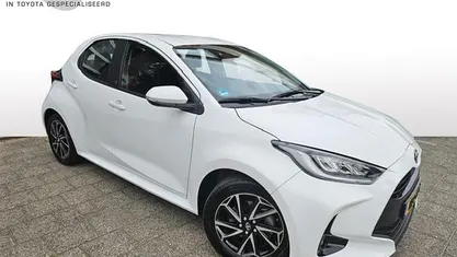 Gebruikt 2023 Toyota Yaris Limited Hatchback | € 21.500 (Super prijs)