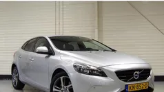 Grijs Gebruikt 2016 Volvo V40 Hatchback | € 14.945 (Super prijs)